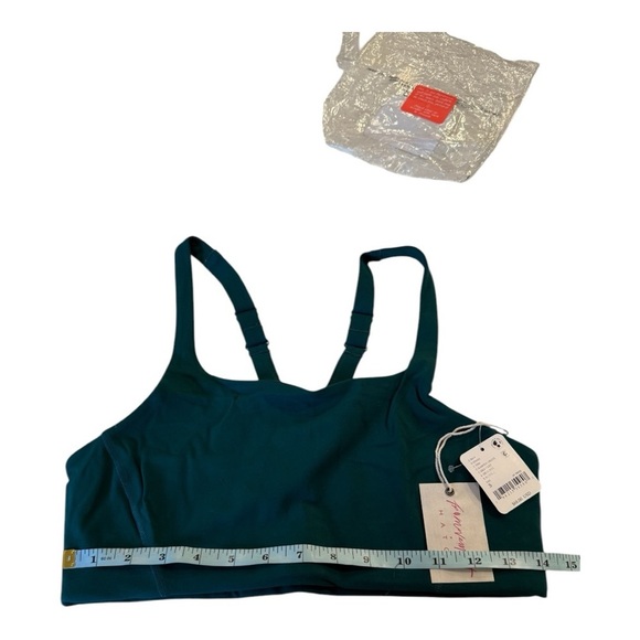 FP Movement X Hatch Square neck Never Better Sports Bra in Garden Green NEW - Picture 15 of 16